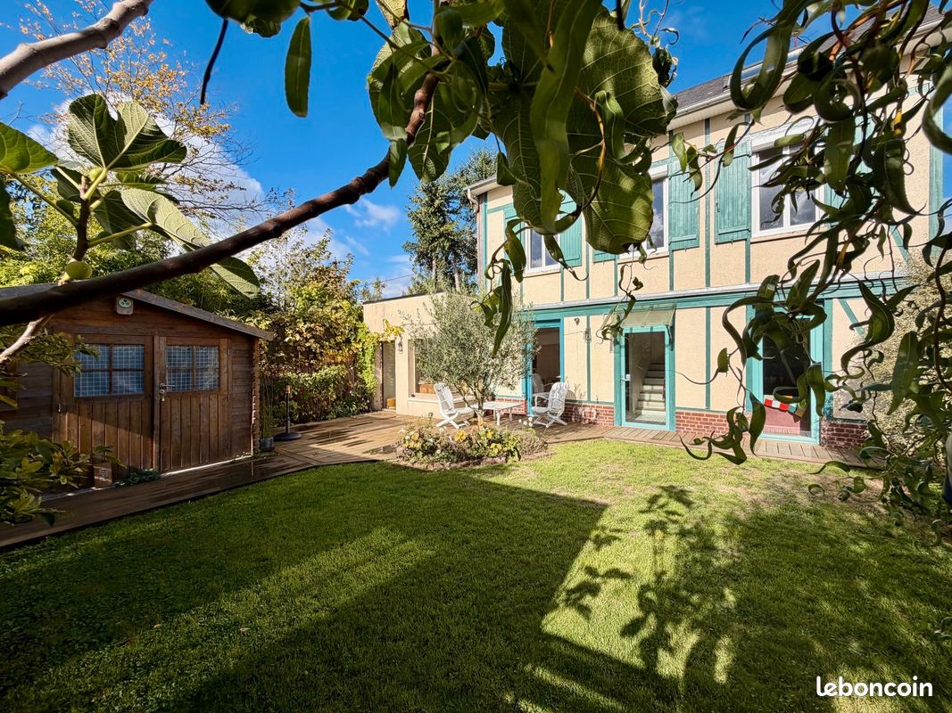 Maison 6 pièces 110 m² · à Mont-Saint-Aignan · 110 m² · 435 000 €