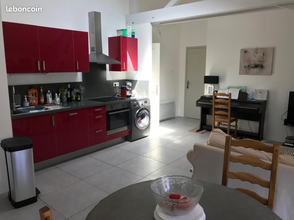 Appartement 3 pièces 65 m² · à Lambesc · 65 m² · 950 €