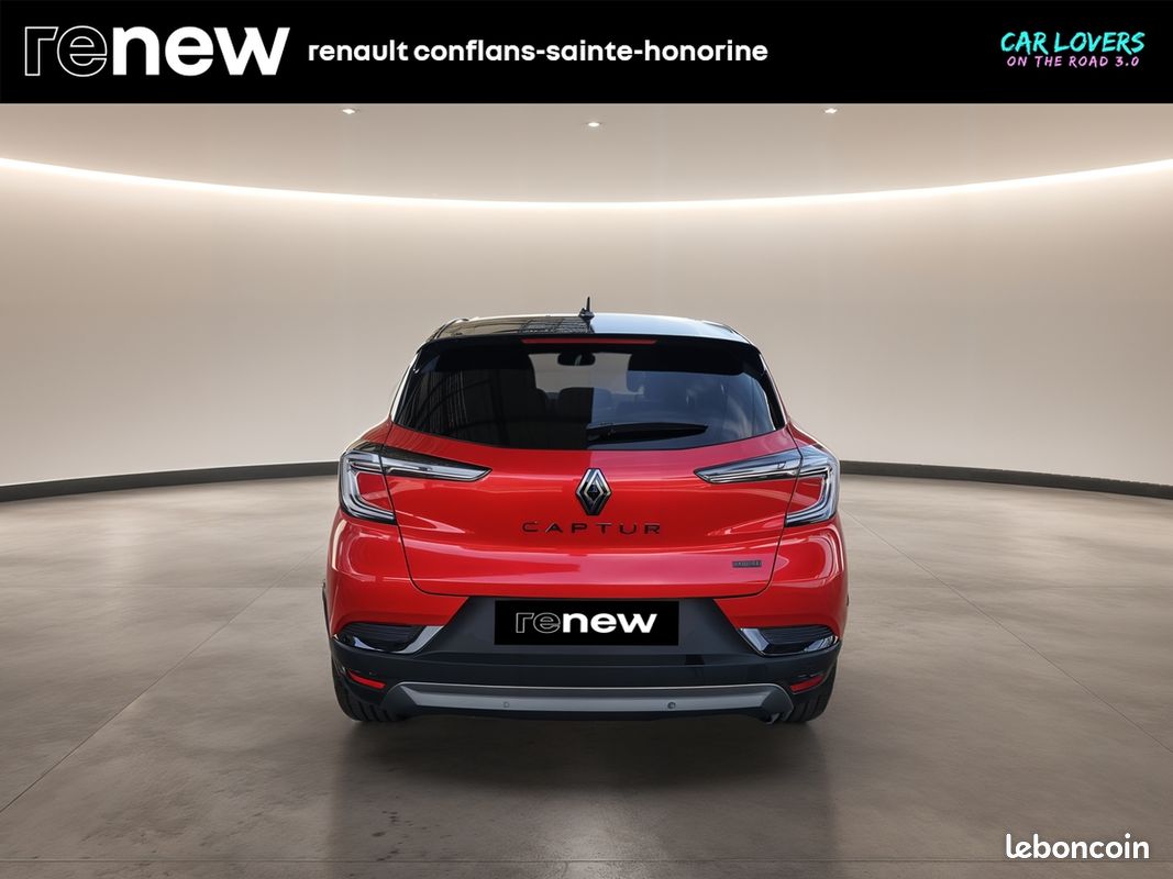 RENAULT Captur E-Tech full hybrid 160 ch esprit Alpine (image 4)