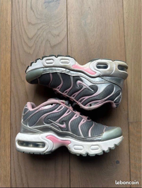 Nike TN Air Max Plus Metallic Silver Pink 🩷 28 Chaussures