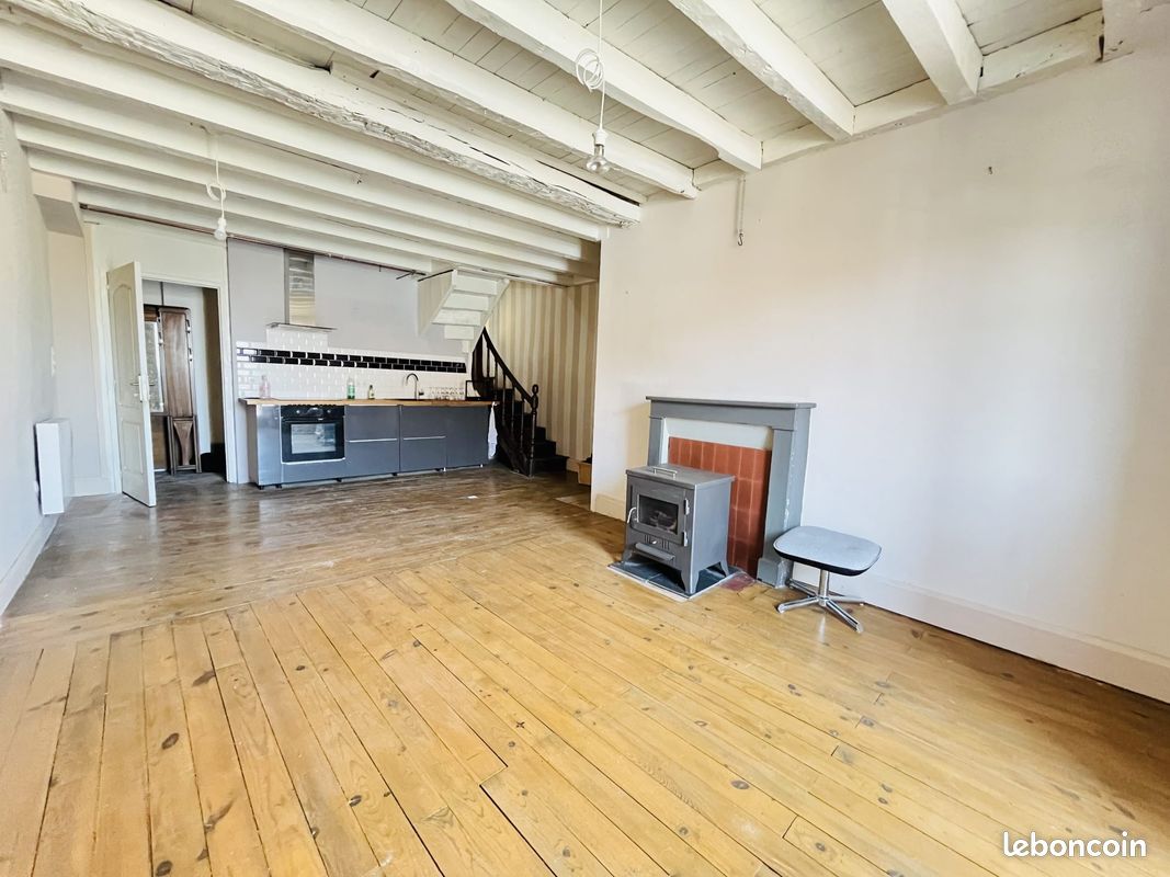 Immeuble 3 pièces 90 m² · à Marcillat-en-Combraille · 90 m² · 48 500 €