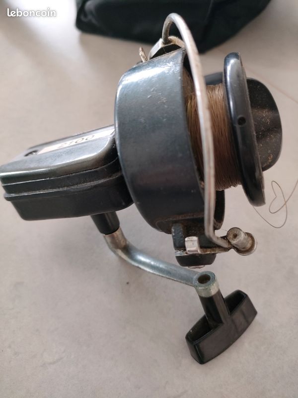 Vieux moulinet de pêche Hardy Hardex sur