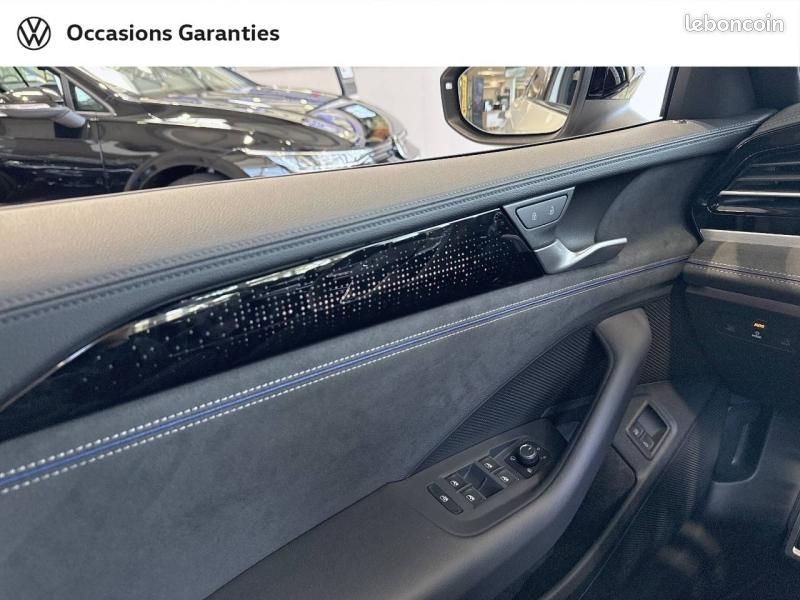 Volkswagen Passat SW 1.5 eHybrid 272ch R-Line DSG6 (image 8)
