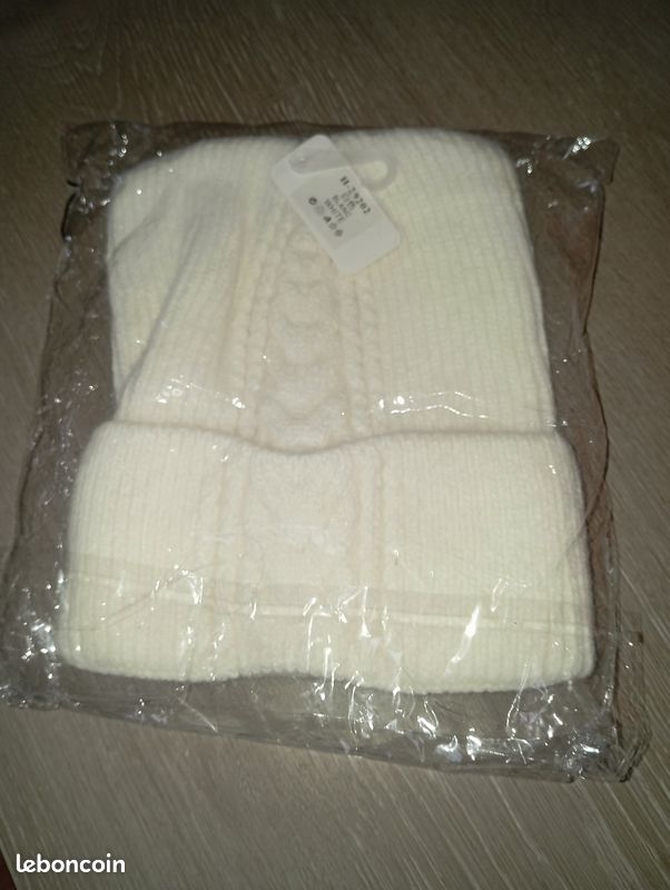 Bonnet femme (image 2)