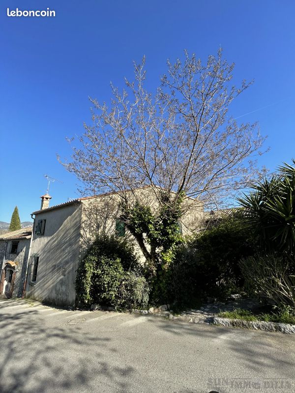 Maison 4 pièces 84 m² · à Carros · 84 m² · 337 000 €
