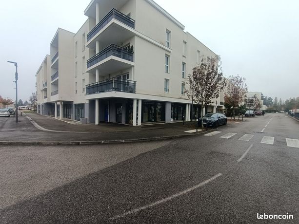 Immeuble 3 pièces 64 m²