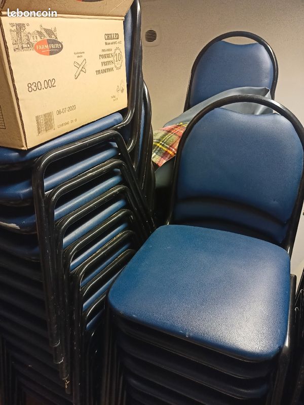Chaises bleues (image 2)