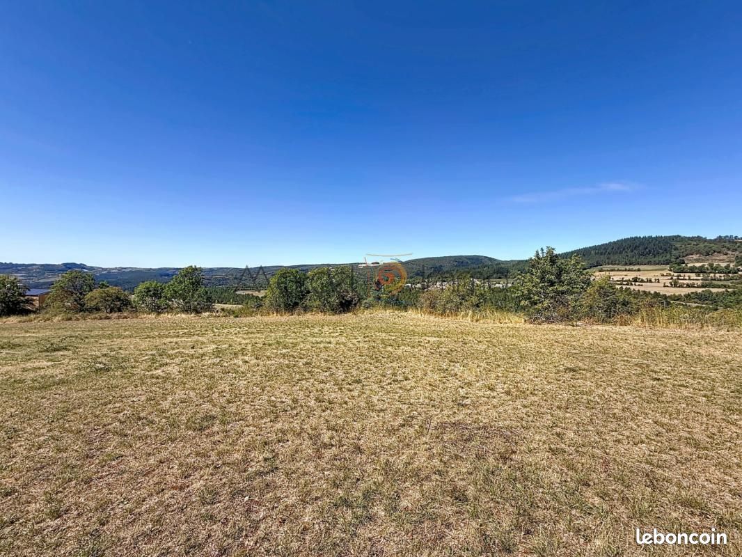 Terrain 2 522 m² Mende · 160 000 €