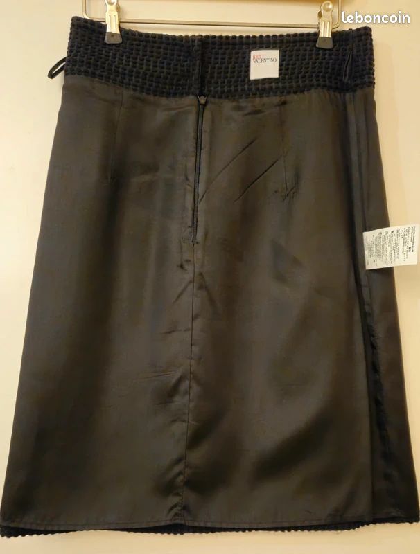 Jupe Red Valentino Jamais porté t.36-38 (image 3)