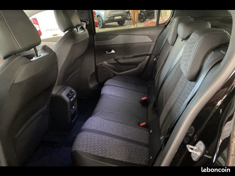 Peugeot 308 Plug-in Hybrid 195 ch e-DCS7 Allure (image 14)