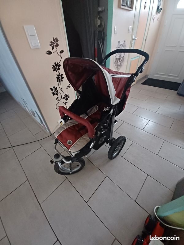 Poussette 3 roues avec cosy (image 6)