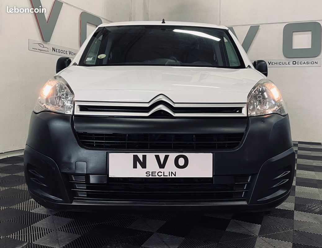 Citroen BERLINGO LONG 1.6 HDI / Régulateur de vitesse / Climatisation (image 2)