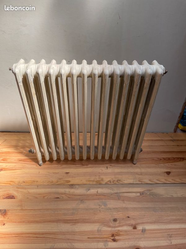 Radiateur en fonte (image 1)