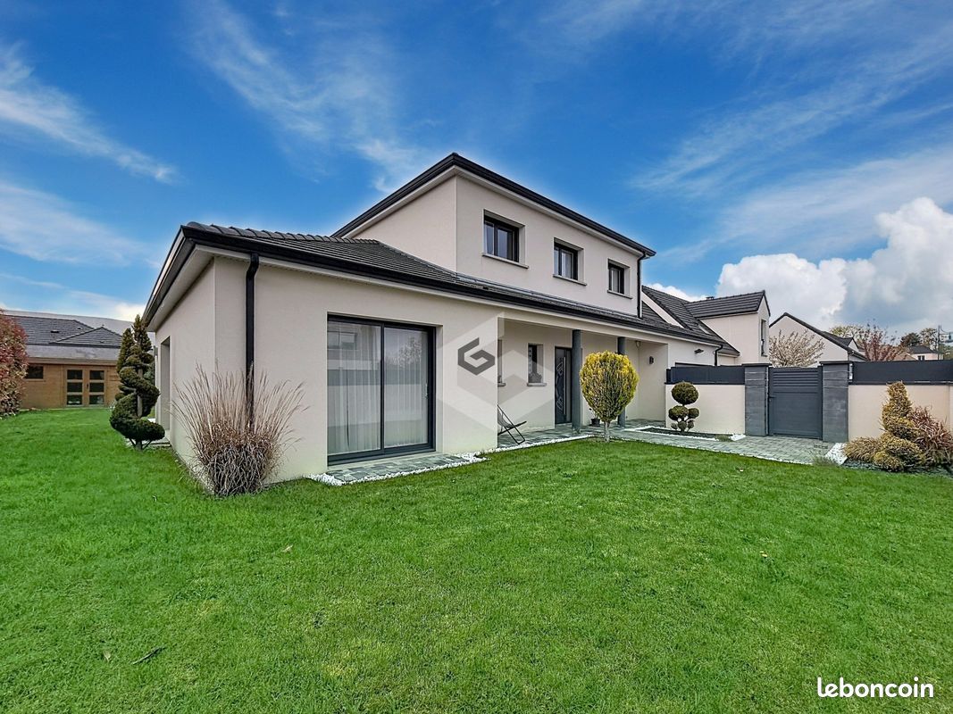 Maison 6 pièces 142 m² · à Champigny · 142 m² · 599 900 €