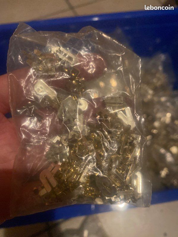 Lot de sachet de petite lettre dorée (image 1)