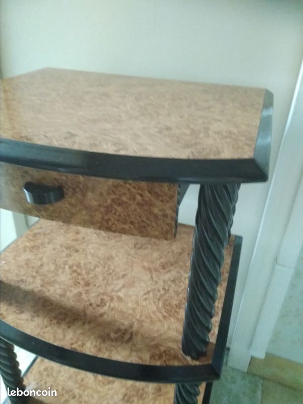 Petite table d'appoint de chevet ou autre T.BE (image 3)