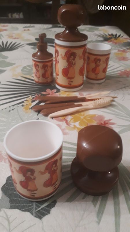 Accessoires de Salle de Bain en plastique VINTAGE (image 7)