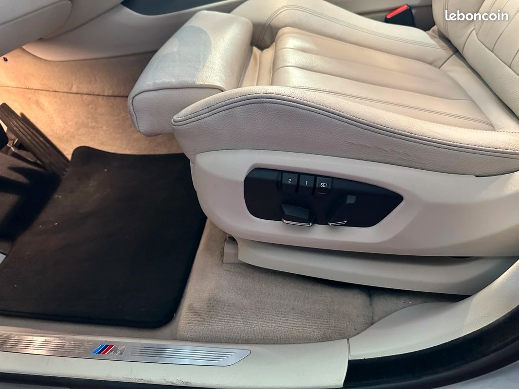 BMW X5 F15 xDrive40e 313 ch BVA8 Pack M - Caméra 360° / Apple Carplay / Toit Ouvrant (image 21)