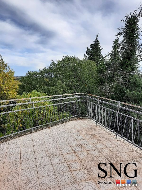 Maison 4 pièces 84 m² · à Puechredon · 84 m² · 915 €