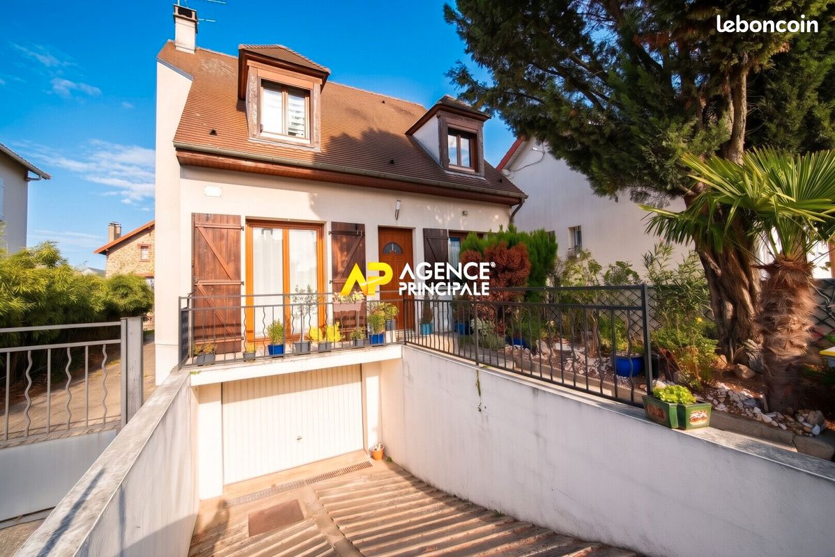 Maison 6 pièces 120 m² · à Sartrouville · 120 m² · 449 350 €