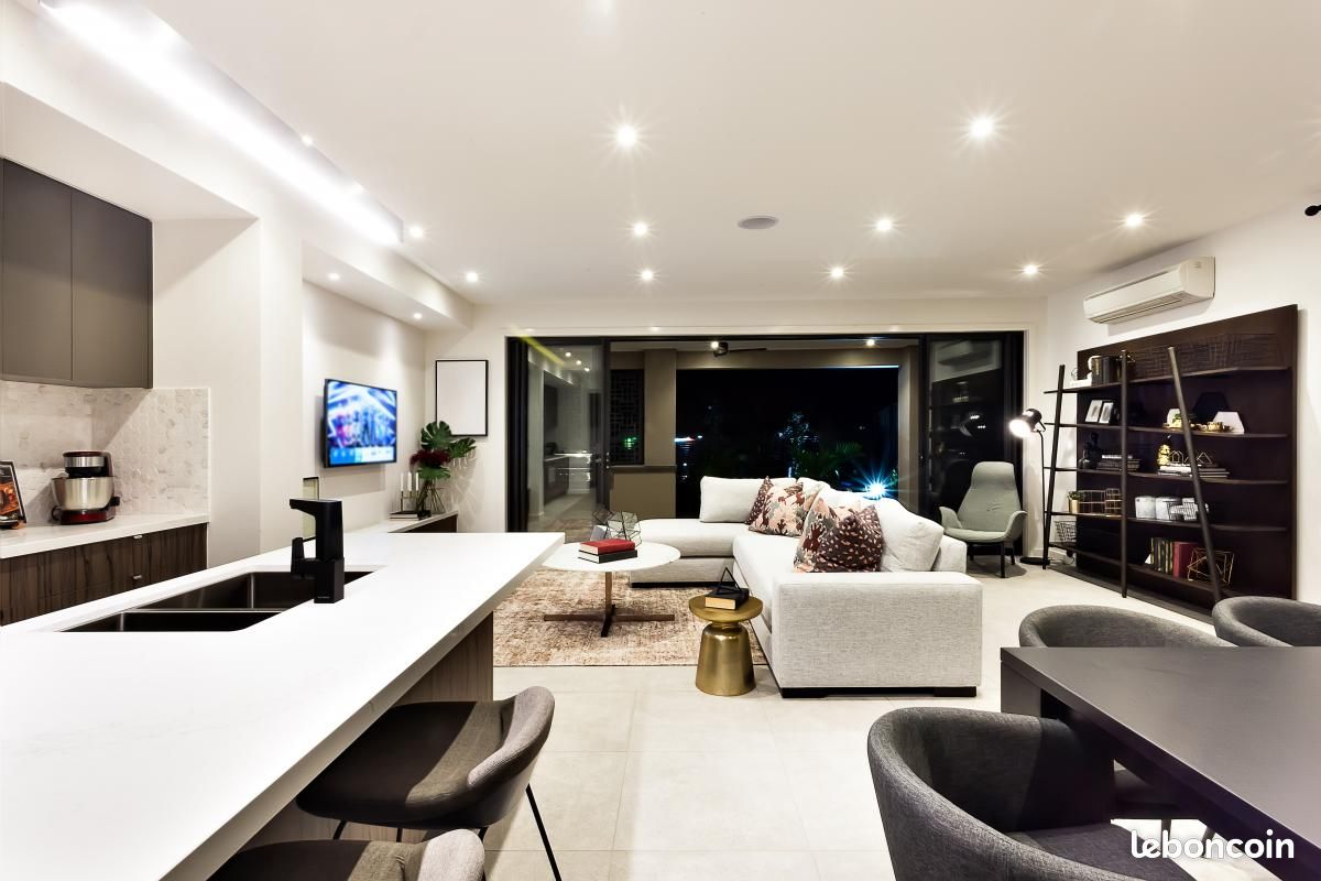 Appartement 4 pièces 80 m² · à Romainville · 80 m² · 385 000 €
