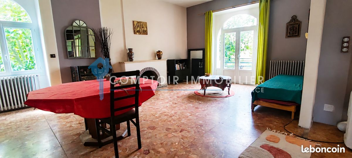 Maison 7 pièces 258 m² · à Nîmes · 258 m² · 435 000 €