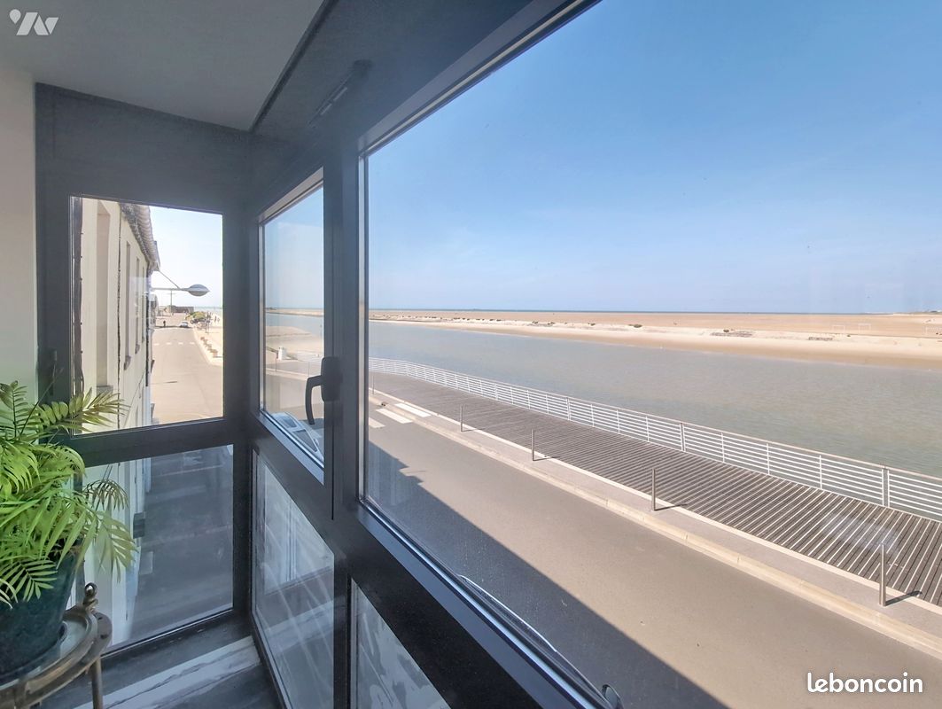 Maison 10 pièces 216 m² · à Grand-Fort-Philippe · 216 m² · 376 650 €