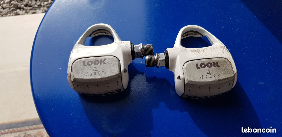 Pédales Look ARC Vintage – Sans Clip (automatiques) – 9/16x20 – Argent/noir – Occasion VTT/Route