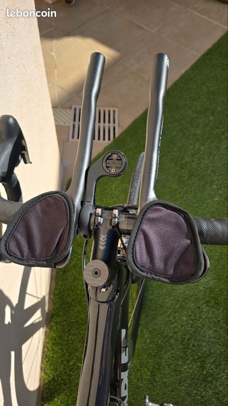Vélo carbone Parlee sram red 22, roues Lightweight MEILENSTEIN 47mm, poids 5,800 gr (image 8)