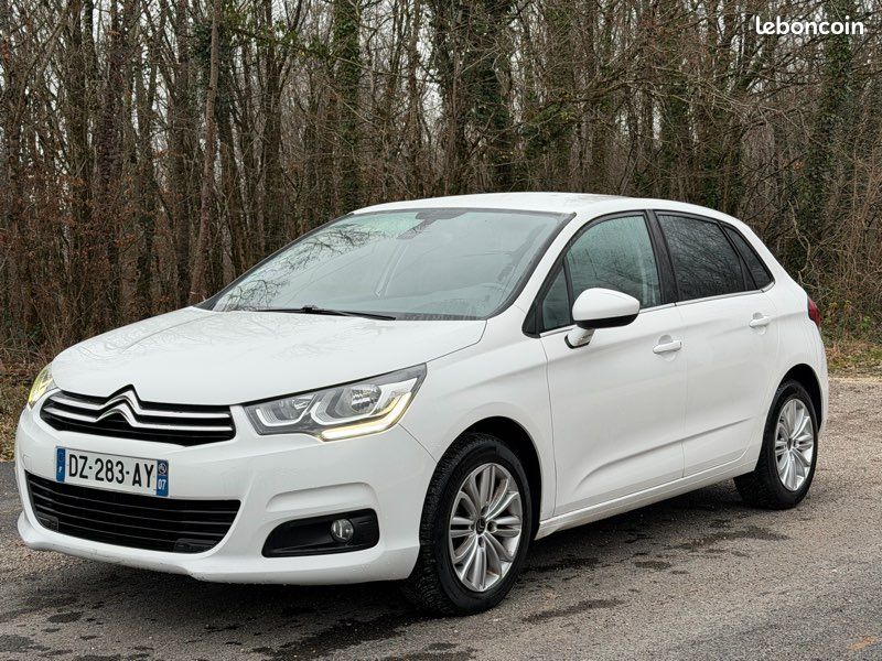 Citroën C4 1.2 Vti 130 Cv (image 1)