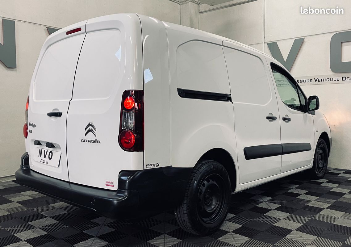 Citroen BERLINGO LONG 1.6 HDI / Régulateur de vitesse / Climatisation (image 3)