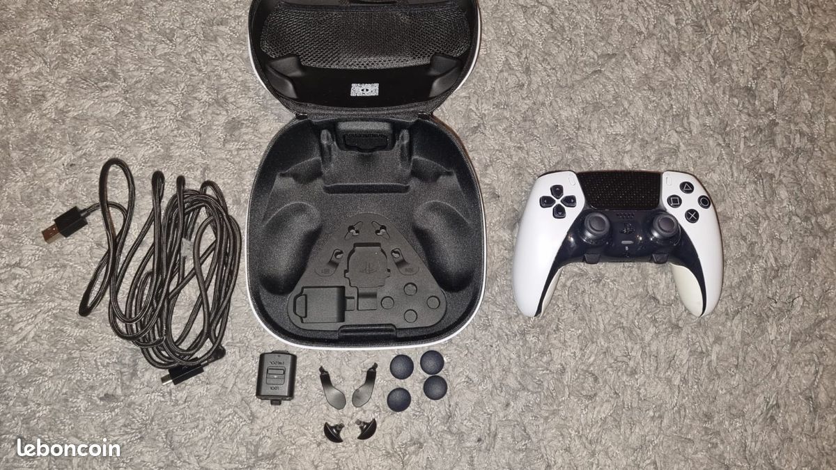 🎮 À VENDRE : Manette PS5 DualSense Edge – Très bon état 🎮 (image 4)