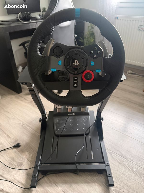 Volant Logitech G29 + pédalier + support (cockpit) comme neuf (image 2)