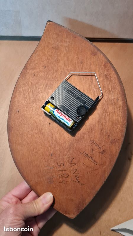Pendule bayard rouge formica fonctionne (image 4)