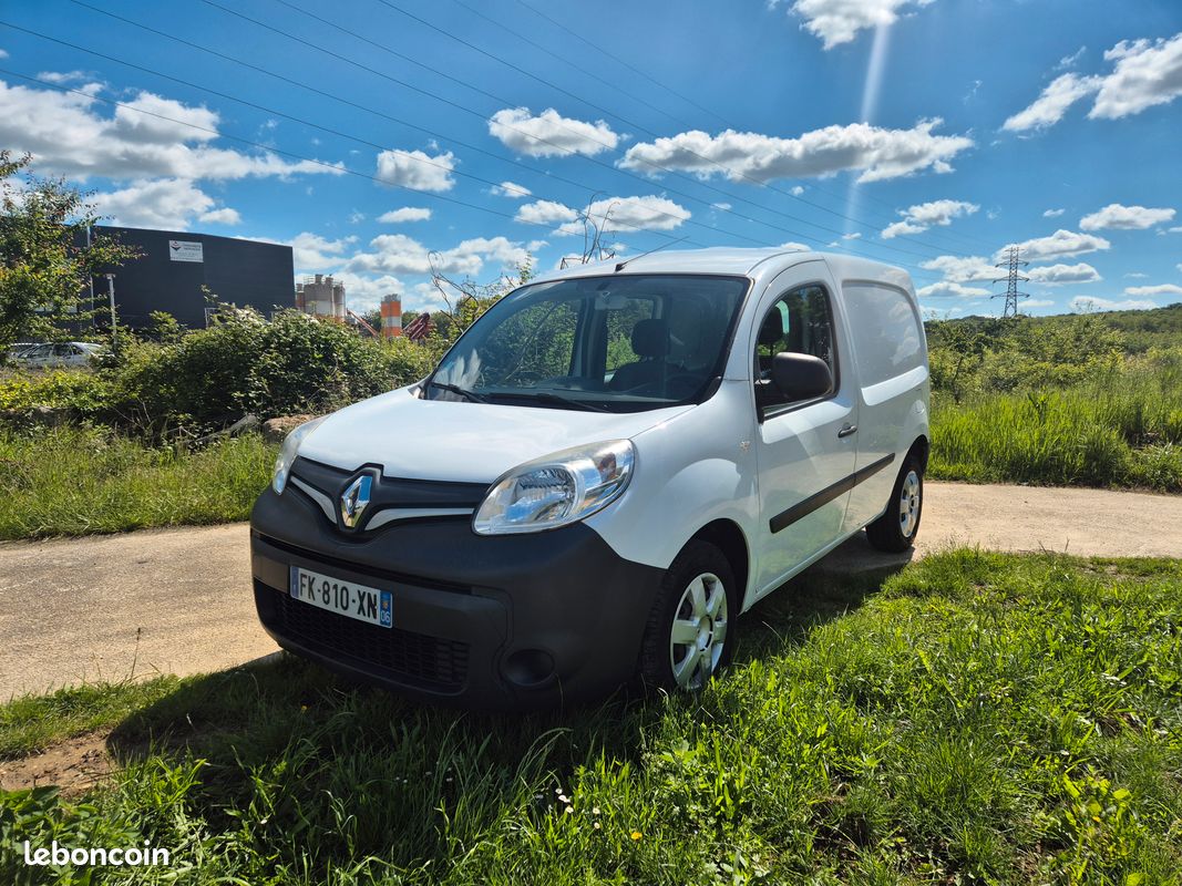 RENAULT KANGOO EXPRESS GRAND CONFORT 1.5 BLUE DCI 95ch (image 1)
