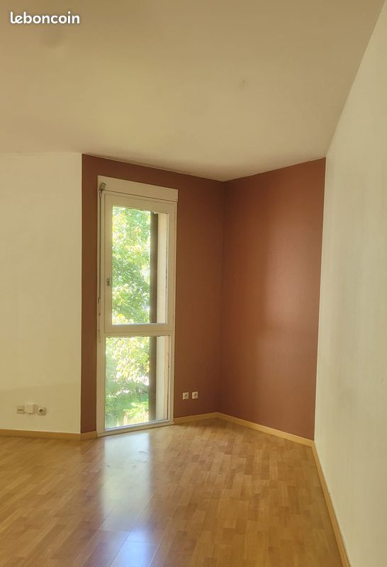 Appartement 3 pièces 75 m² · à Caussade · 75 m² · 680 €/mois