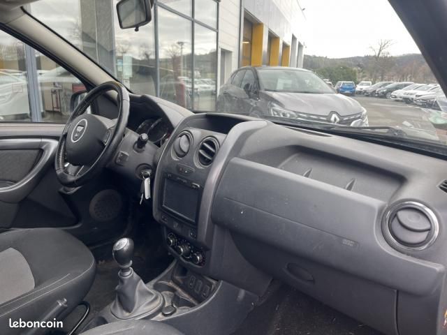 Dacia Duster dCi 110 4x2 Prestige Edition 2016 (image 17)