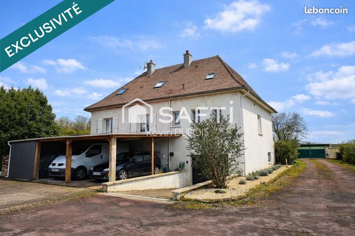 Propriété 7 pièces 180 m²