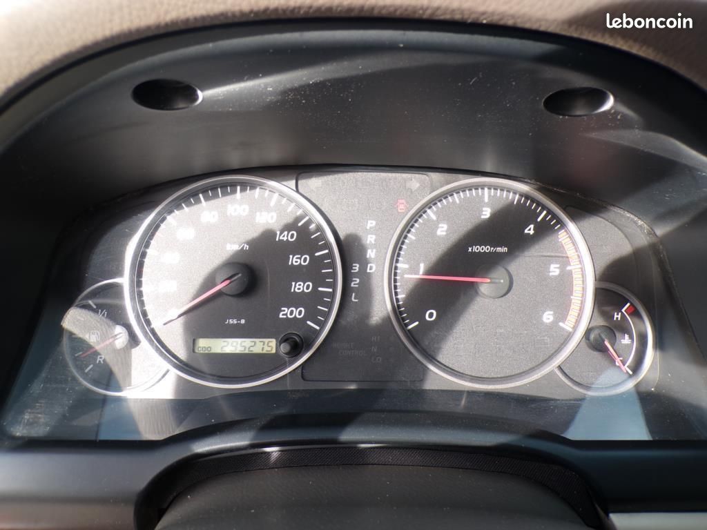 Toyota Land Cruiser VX 3.0 D-4D 165 BVA (image 17)