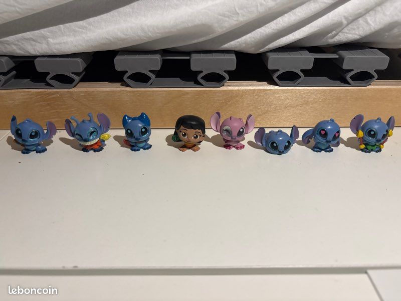 Lot figurines Lilo et stitch (image 1)