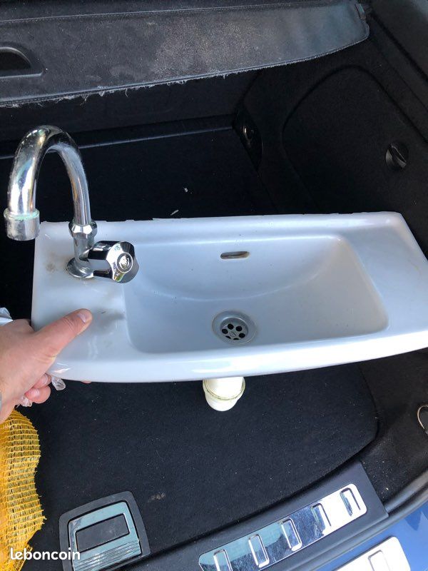 Vasque avec robinets Villeroy & boch (image 2)