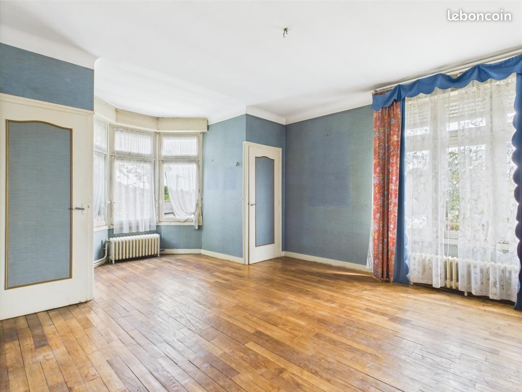 Maison 9 pièces 220 m² · à Corps-Nuds · 220 m² · 300 000 €