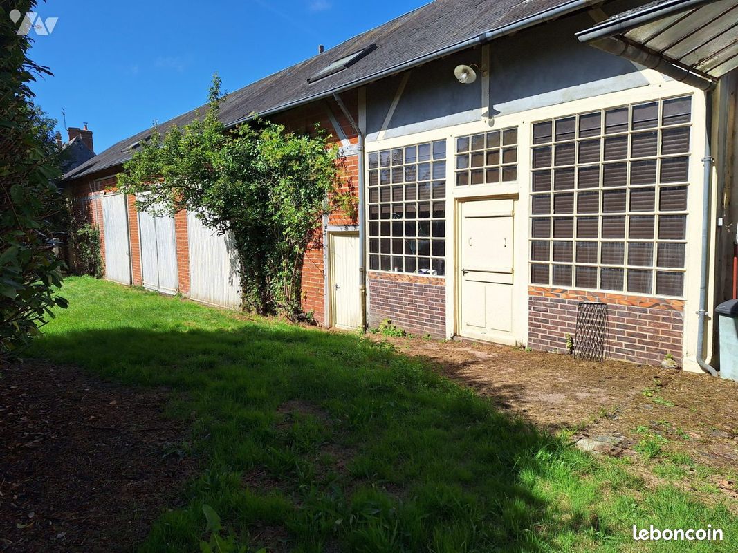 Maison 6 pièces 104 m² · à Concressault · 104 m² · 105 000 €