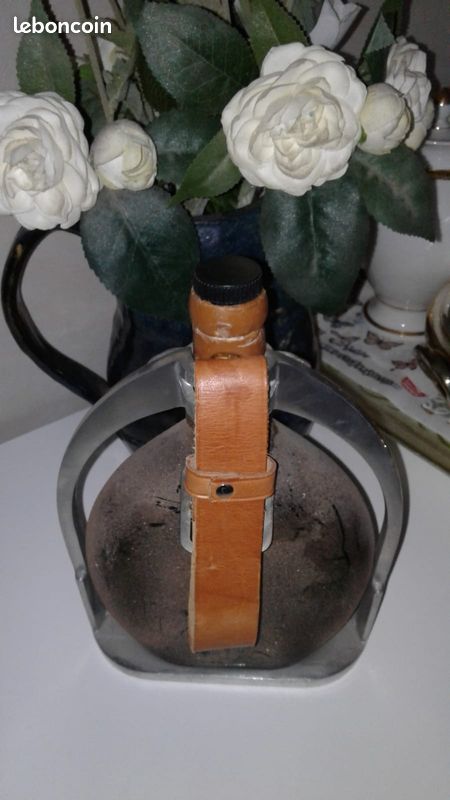 Bouteille vide Ducastaing sur bel étrier / Collection/objet de décoration (image 4)