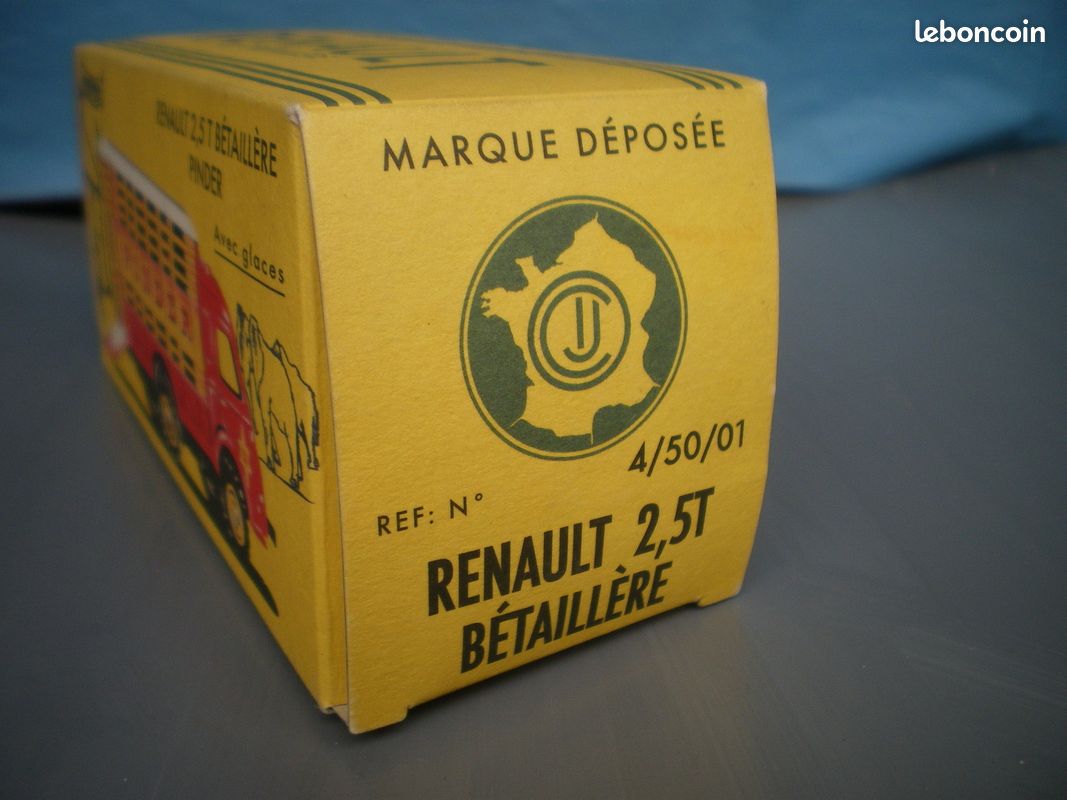 218 CCIJ RENAULT 2,5 Tonnes bétaillère sans boite 1/43