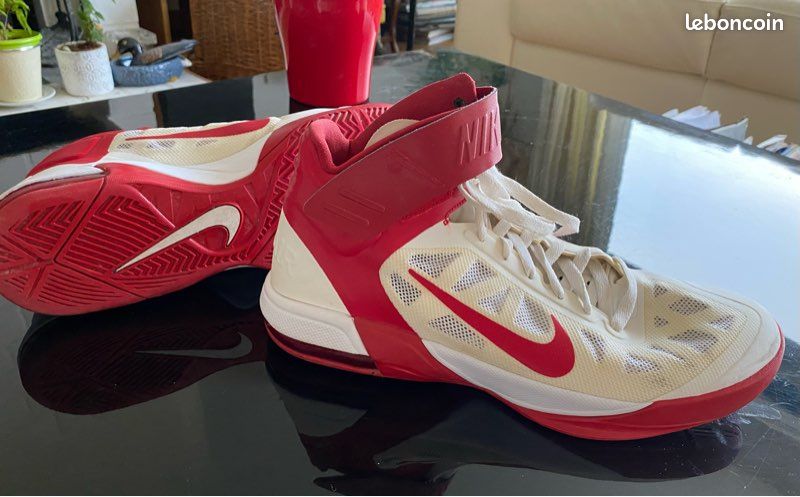 BASKETS NIKE Rouge & Blanc MAXAIR (image 1)