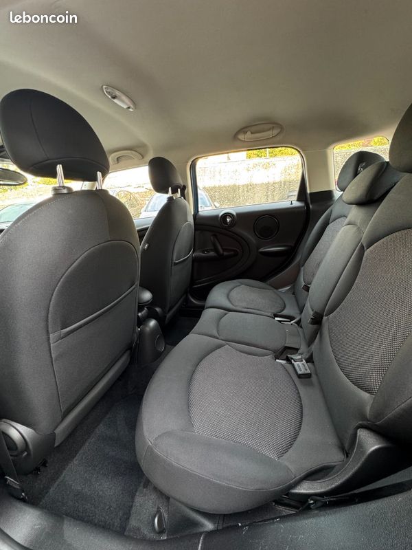 MINI COUNTRYMAN R60 D 1.6l 112CH Business Call (image 16)