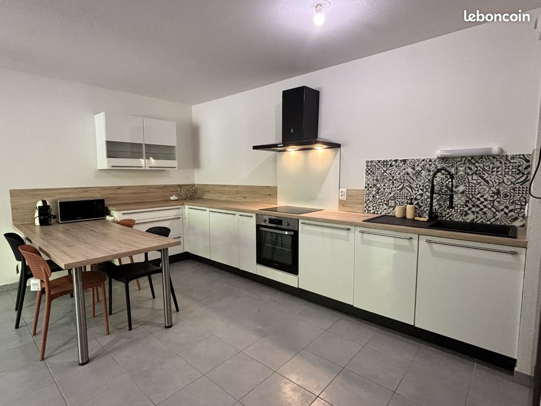 Appartement 3 pièces 64 m² · à Juvignac · 64 m² · 998 €
