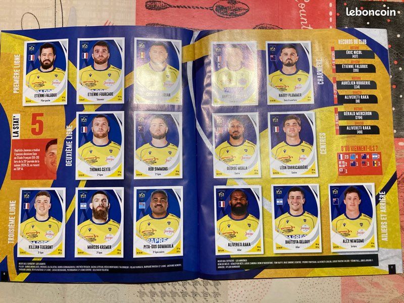 Le flamboyant - Théo Attisogbe / Pau N°196 Panini Rugby Top 14 2024-2025 - La boutique de