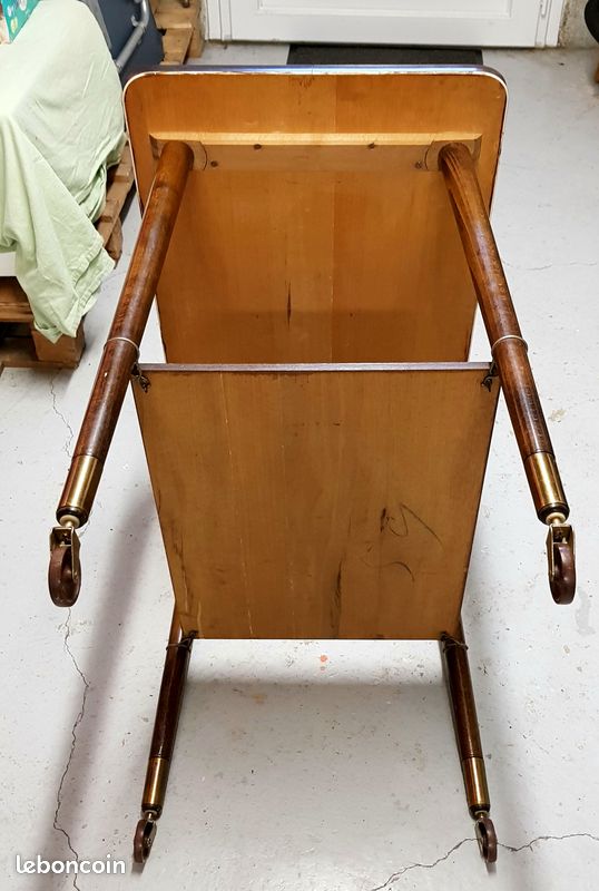 Table TV style ancien (image 2)